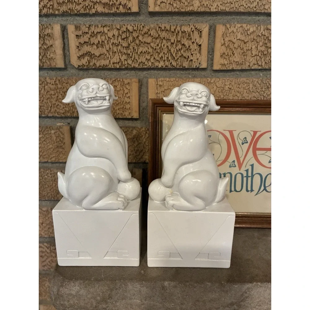 Jonathan Adler Happy Chic White Elizabeth Foo Dog 8